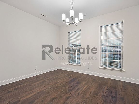 3rd image of 6851 Dunton Rd