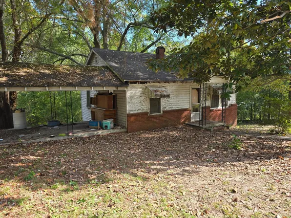 301 Cavender St, La Fayette, GA 30728