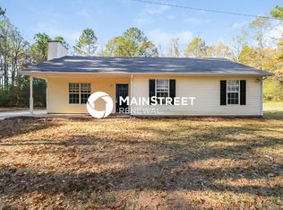 135 Bond Dr, Ellenwood, GA 30294