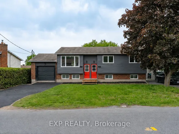 990 Saint Jacques St, Clarence Rockland, ON K4K 1C1