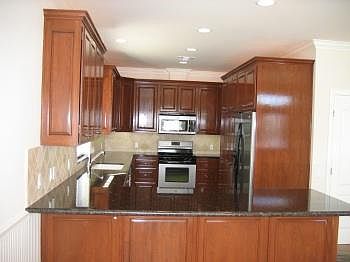 Kit.: micro-wave, dishwasher, gas stove, refrigerator & swee