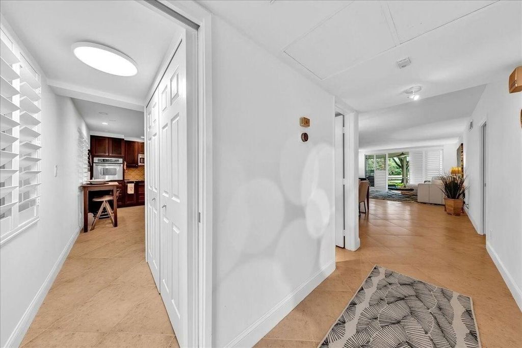 3505 Oaks Way #109, photo 6