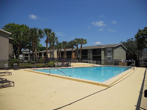 2nd image of 2513 N Alafaya Trl APT 22