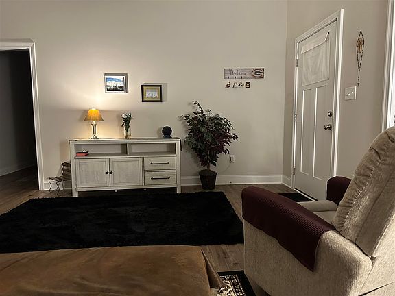 3rd image of 3238 Clover Field Ct