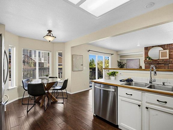 5th image of 6554 Westbourn Cir
