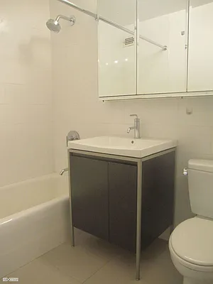 Rented by Citi Habitats | media 8