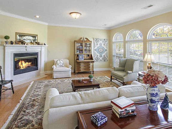 2nd image of 718 Poets Corner Way
