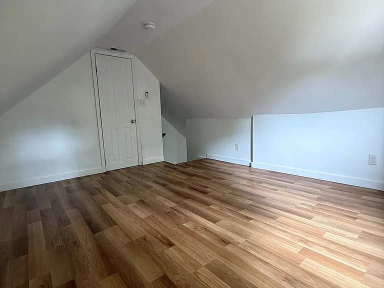 161 S Main St — Photo 11