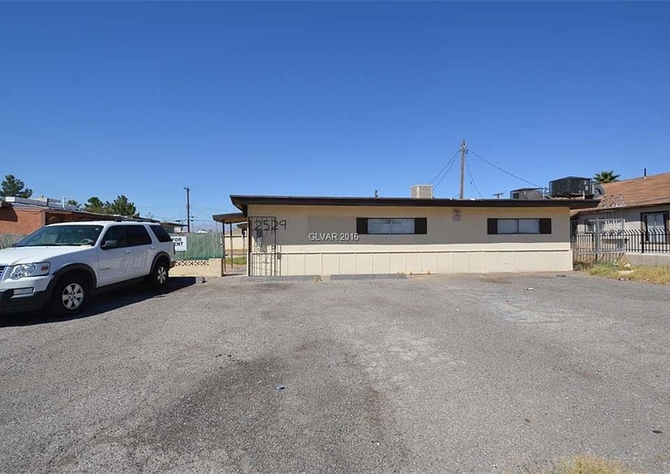 1st image of 2529 Valley St APT 1