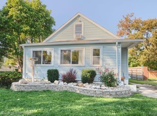 3063 Baker Hts, Flint, MI 48507