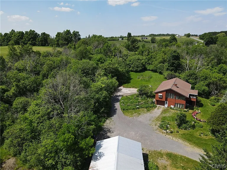 5251 Irish Ridge Rd — Photo 40