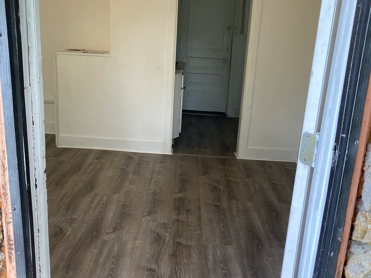1 bed, 500 sqft, $1,250 — Photo 3