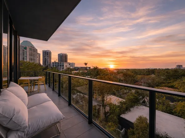 3156 SW 27th Ave Penthouse 501, Miami, FL 33133