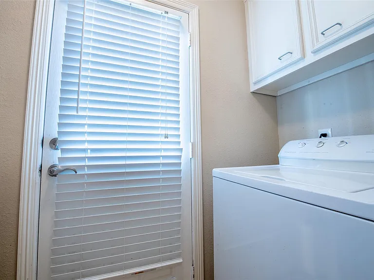 4405 Marina St #A — Photo 12