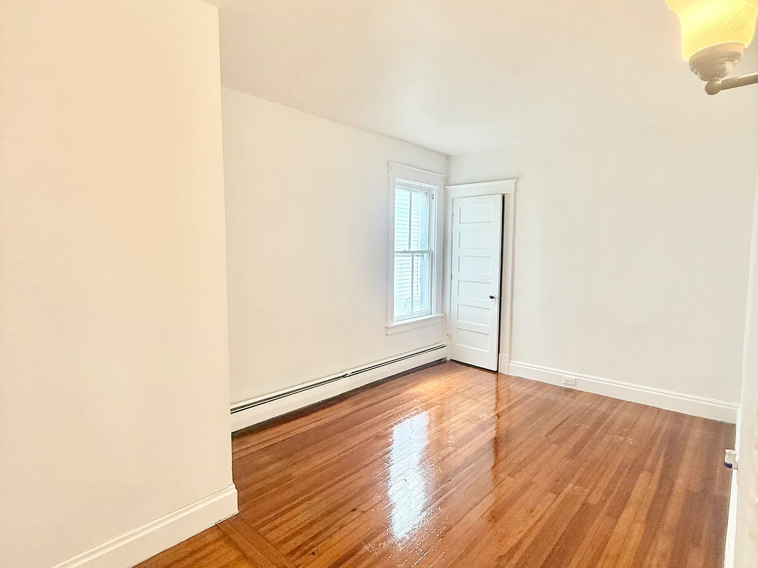 2 bed, $1,275 — Photo 4