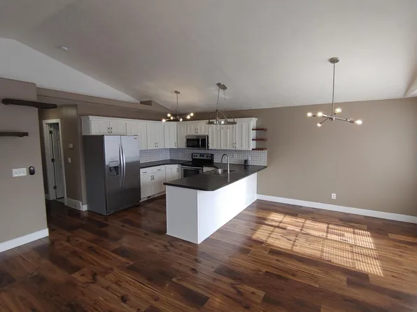 1456 Spring Mountain Dr, Springville, UT 84663