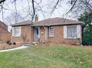 737 59th St, Downers Grove, IL 60516