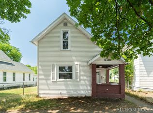209 Lane Ave SW, Grand Rapids, MI 49504