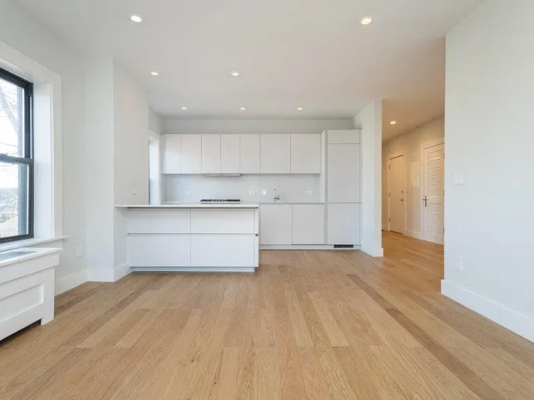 123 Highland Avenue — Photo 24