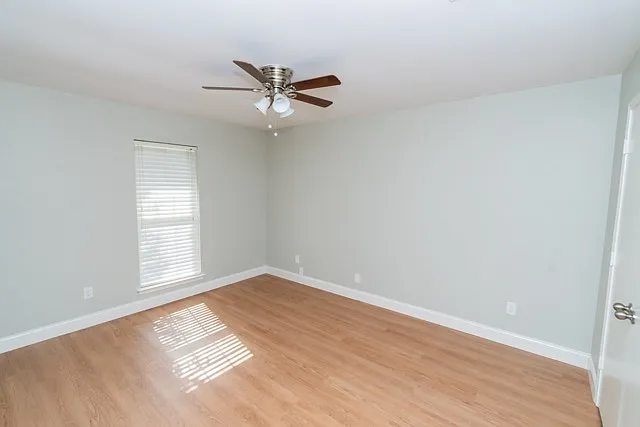 106 Mapleleaf Ln — Photo 31