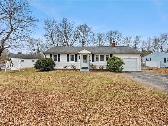 3rd image of 27 Suffolk Rd