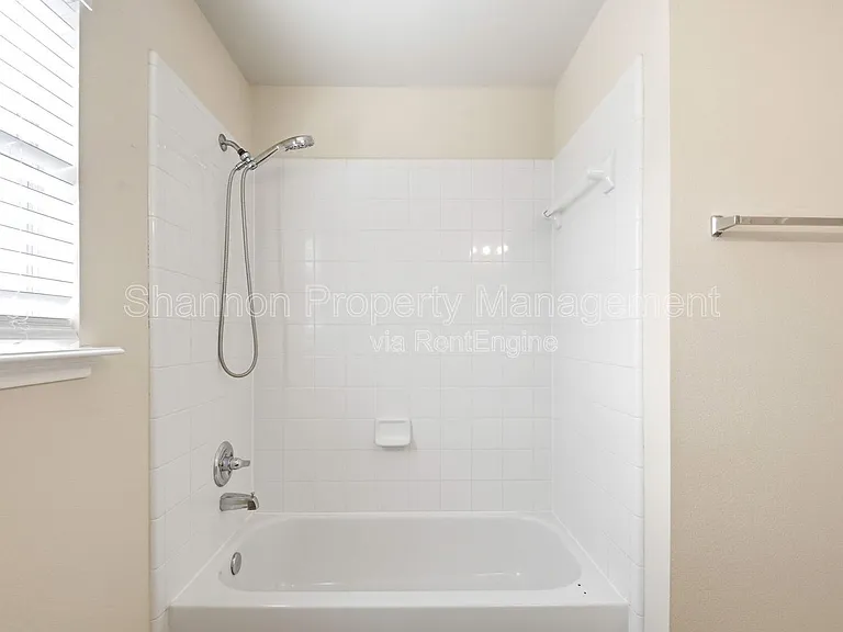 526 Remington Lodge Ct — Photo 42