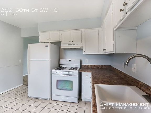 2nd image of 2352 30th St SW APT 6