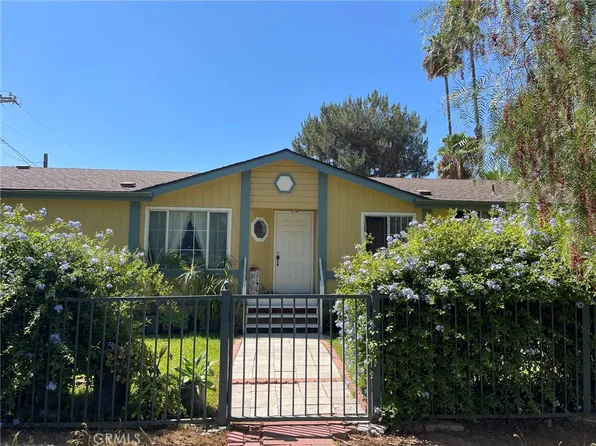 387 Turquoise Dr, Perris, CA 92571