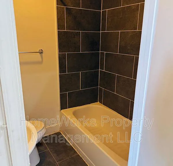 1824 Saint Paul St #1 — Photo 10