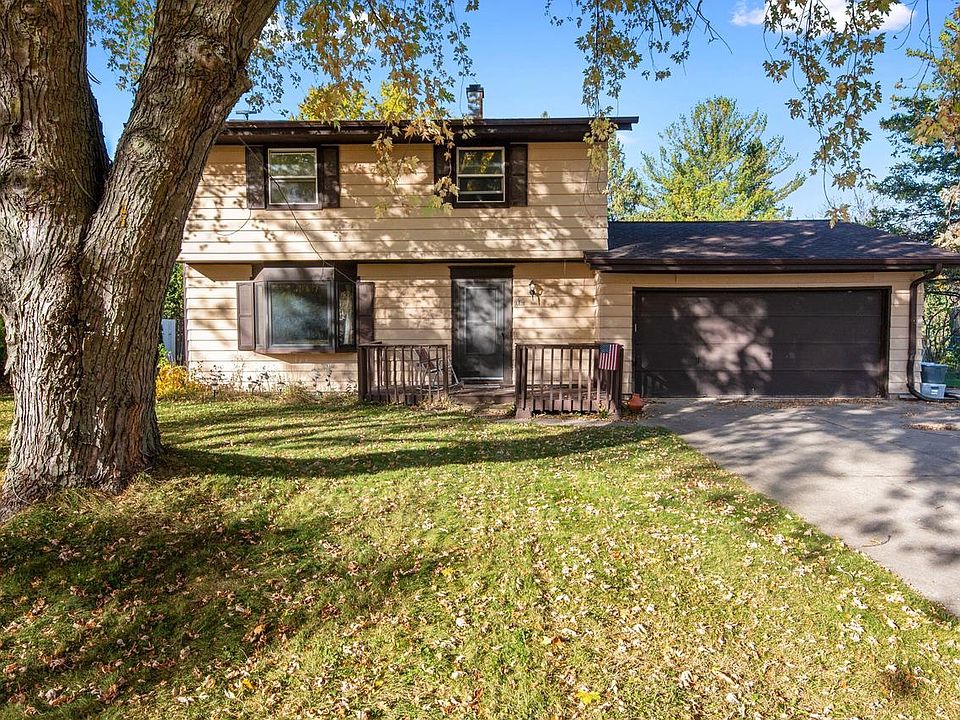 1st image of 106 West Fransee LANE