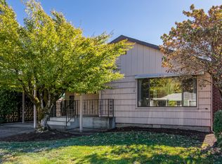 1619 F St, Springfield, OR 97477