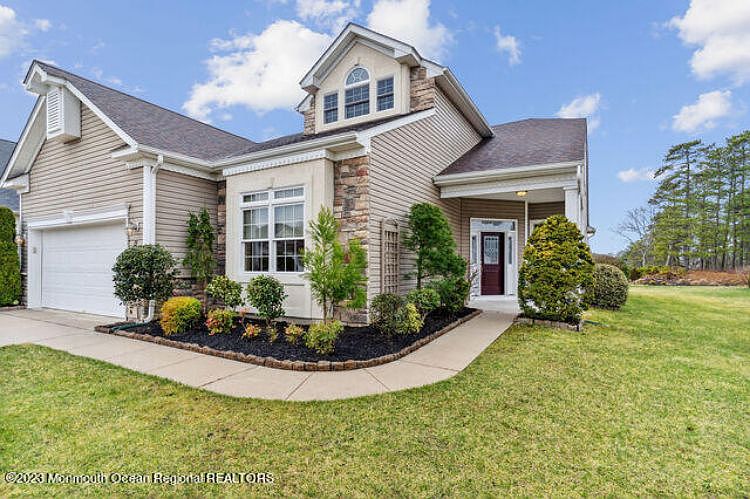 1st image of 29 Cape May Ct