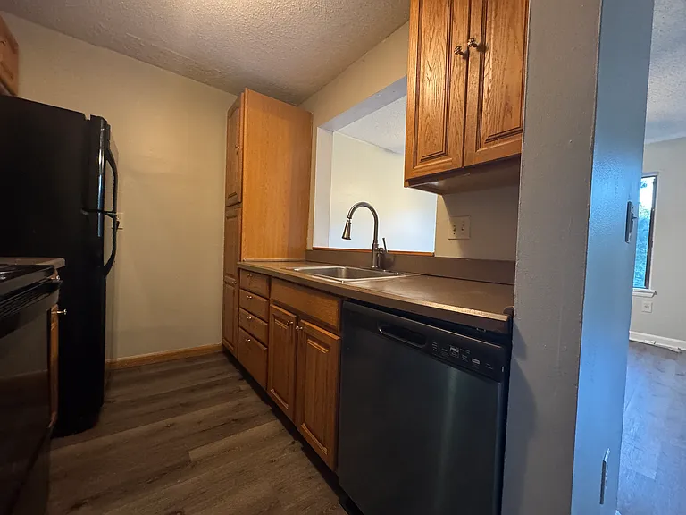 175 Mill Pond Rd #345 — Photo 16