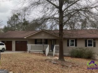 201 Custer Dr, Warner Robins, GA 31093