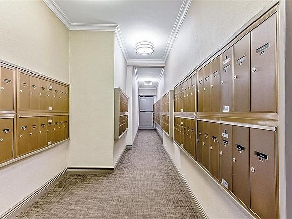 3rd image of 405 E 63rd St APT 3E