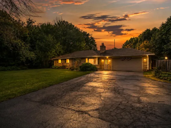 7963 Gull Rd, Richland, MI 49083