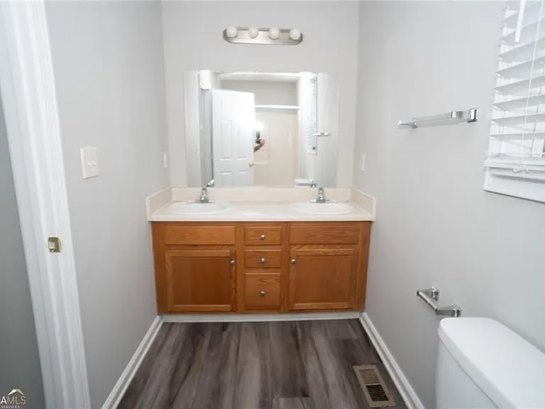 52 Fieldstone Ct — Photo 23
