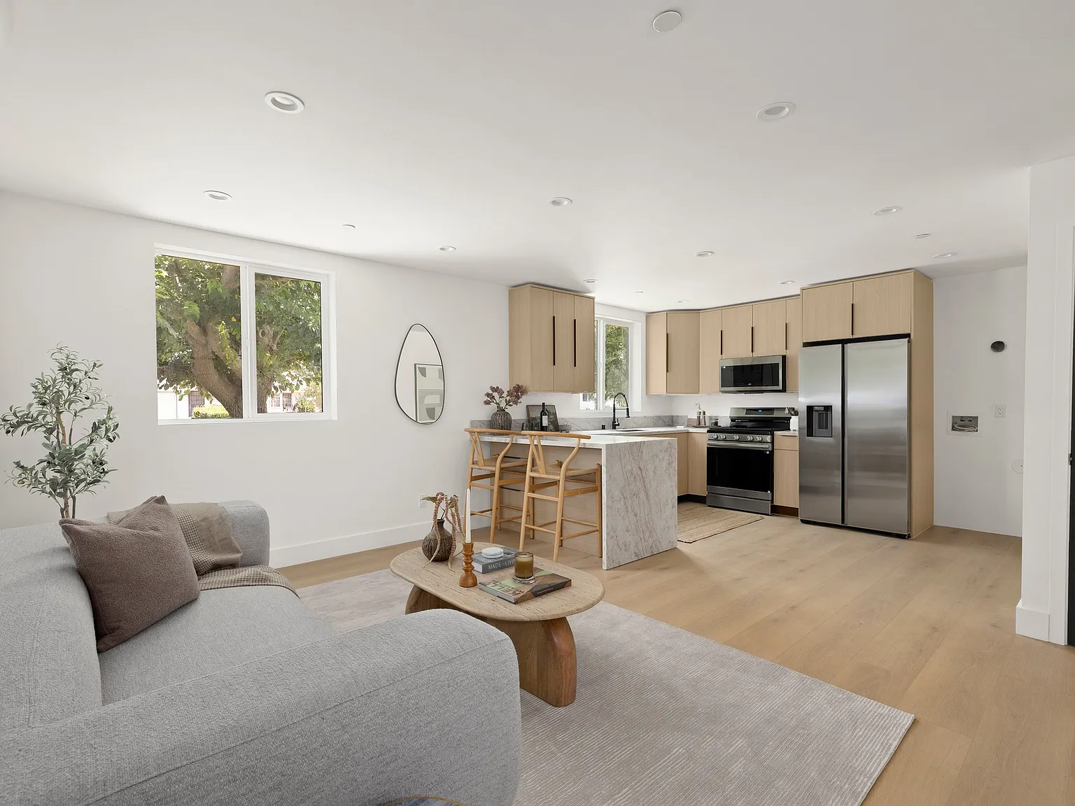 1 bed, 588 sqft, $2,750 — Photo 2