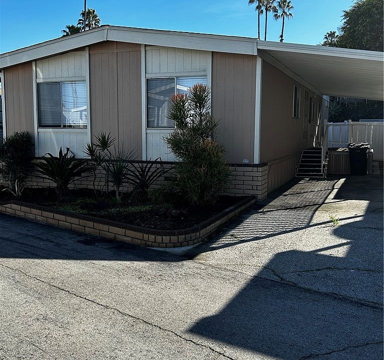 1st image of 2550 Pacific Coast Hwy #26