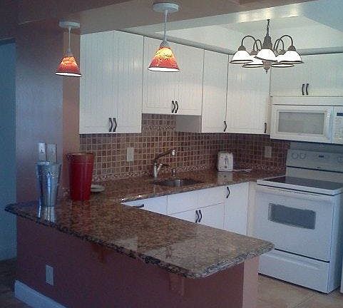 2nd image of 90 NE 19th Ave APT 7