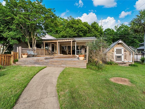 4th image of 605 Lee Road 346