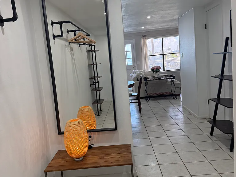 721 N Yturria St #3 — Photo 13