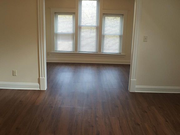 3rd image of 3034 Knox Ave S APT 4