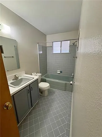 128 Phyllis Ct — Photo 10