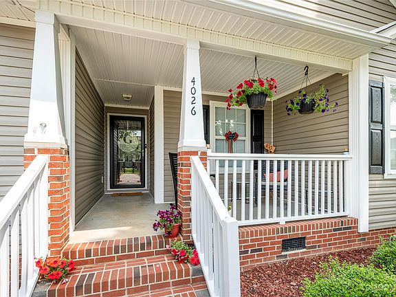 4th image of 4026 Canvas Ave
