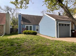 1913 W 3rd St, Lawrence, KS 66044
