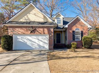 5408 Frostwood Pl, Fayetteville, NC 28304