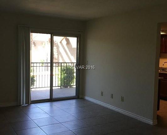 4th image of 4400 Sandy River Dr Unit 13