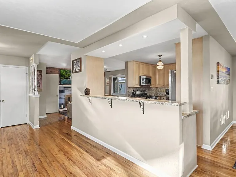 19 Dale Pl — Photo 16