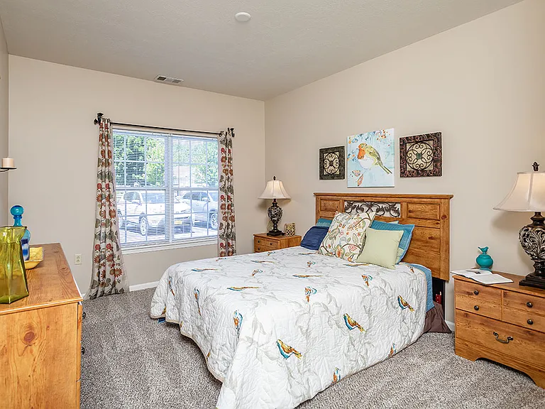 WoodsEdge Apartments — Photo 30